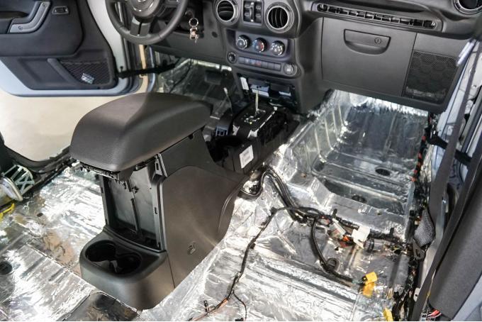 HushMat Jeep Wrangler 1987-1995   Firewall Deadener and Insulation Kit 665232