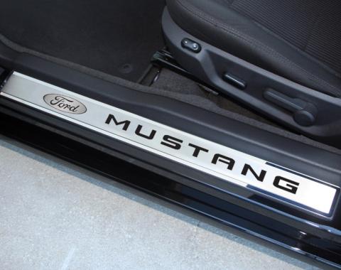 2010-2014 Mustang - Door Sills Polished/Brushed Ford Oval w/ 'MUSTANG' Carbon Fiber Inlay 2Pc - Outer Sills 271024