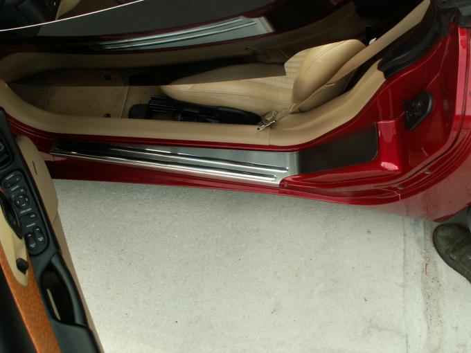 American Car Craft Doorsills Outer Satin w/Chrome Ribs 2pc 031016