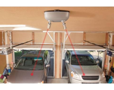 Maxsa Park Right Dual Garage Laser Park