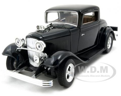 1932 Ford Coupe Black 1/24 Diecast Model Car